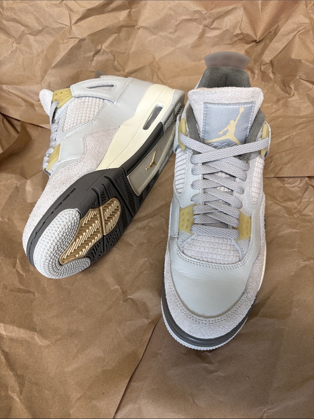 Air Jordan 4 Retro Photon Dust/Pale Vanilla